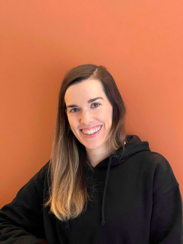 Ana Rubio, experta en osteopatía en AXIAL